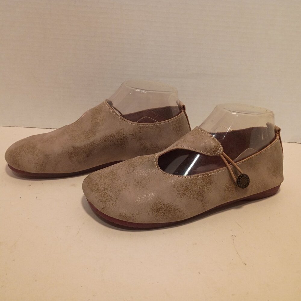 MiniInTheBox Women's Sz 8US/38EU Tan Leather Mary Jane Flats - Picture 3 of 11